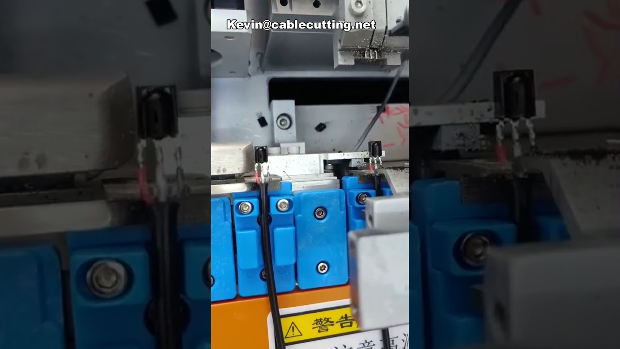 全自動USB線材焊接機｜DC/RCA/BNC接頭數據線製造設備