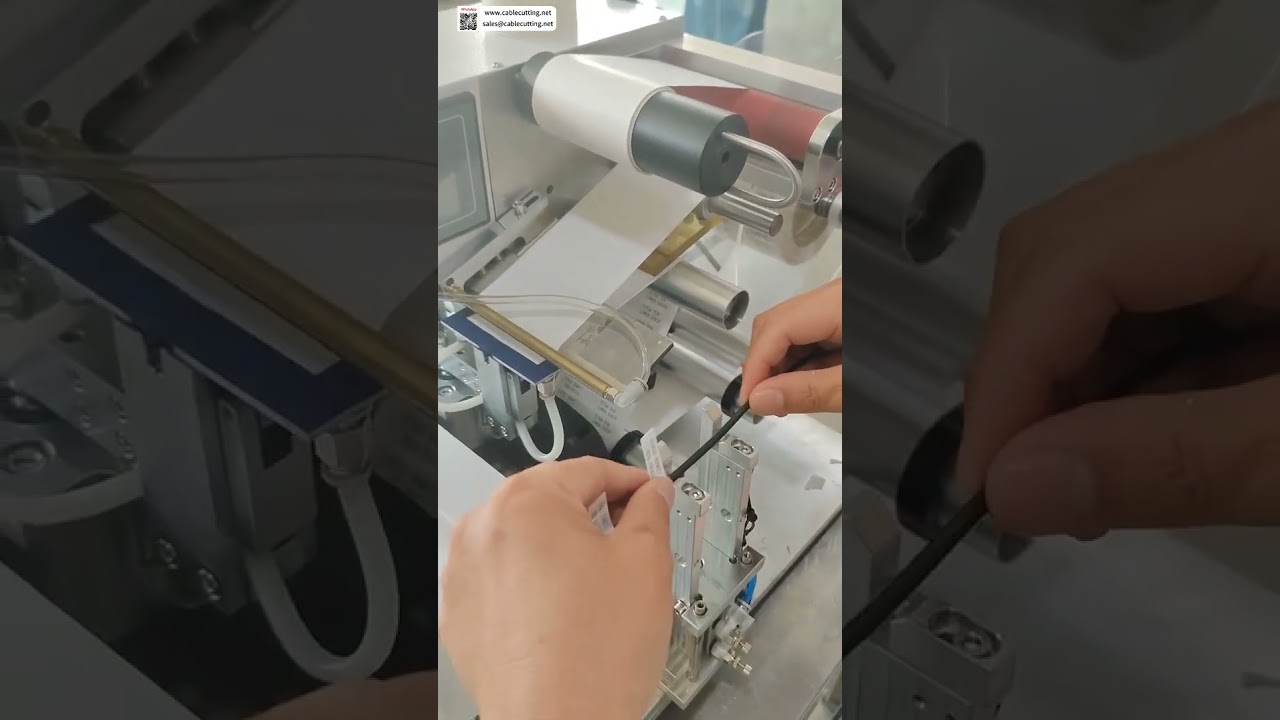 桌上型電線貼標機｜小巧強勁，節省空間的標籤應用處理