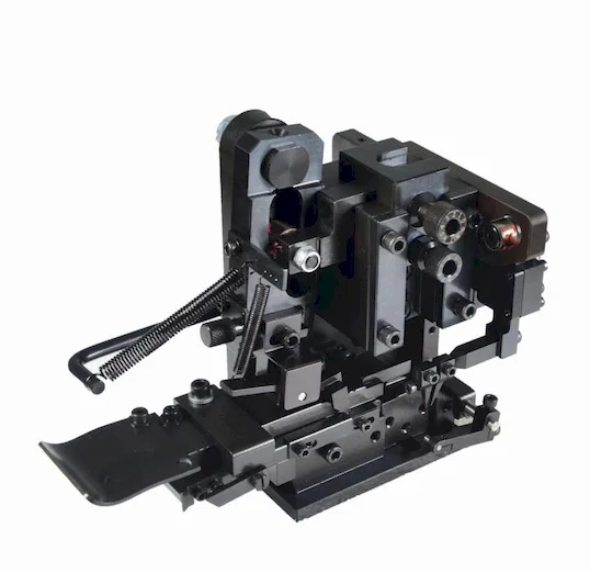 可客製化OTP壓接模具 端子機模座訂製 Thumb